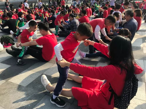 徒手亲子游戏(图1) 徒手亲子游戏(图1)