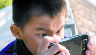 偷钱冲游戏,揭秘校园里的“虚拟诱惑”(图3) 偷钱冲游戏,揭秘校园里的“虚拟诱惑”(图3)