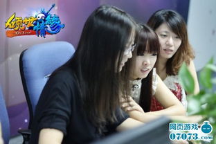 游戏美女客服,魅力与专业并存的虚拟世界守护者(图2) 游戏美女客服,魅力与专业并存的虚拟世界守护者(图2)
