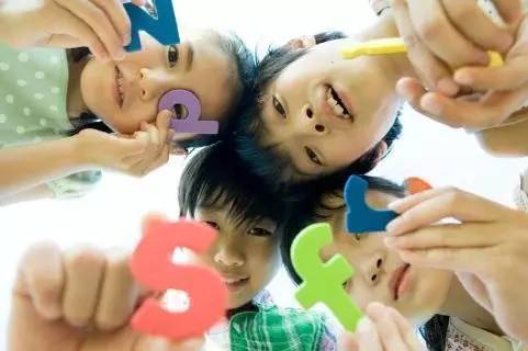 一年级趣味学拼音游戏,趣味学拼音游戏快乐启航”(图1) 一年级趣味学拼音游戏,趣味学拼音游戏快乐启航”(图1)