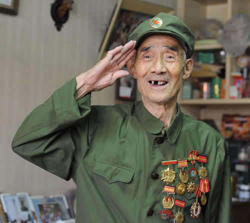 张三李四打手法官游戏,一场充满智谋与策略的法庭对决(图1) 张三李四打手法官游戏,一场充满智谋与策略的法庭对决(图1)