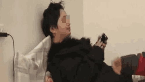 30岁还爱玩游戏的男人,揭秘30岁男生的游戏世界(图2)