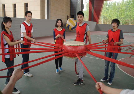 团建游戏杆子,团队协作与默契提升的趣味挑战(图3) 团建游戏杆子,团队协作与默契提升的趣味挑战(图3)