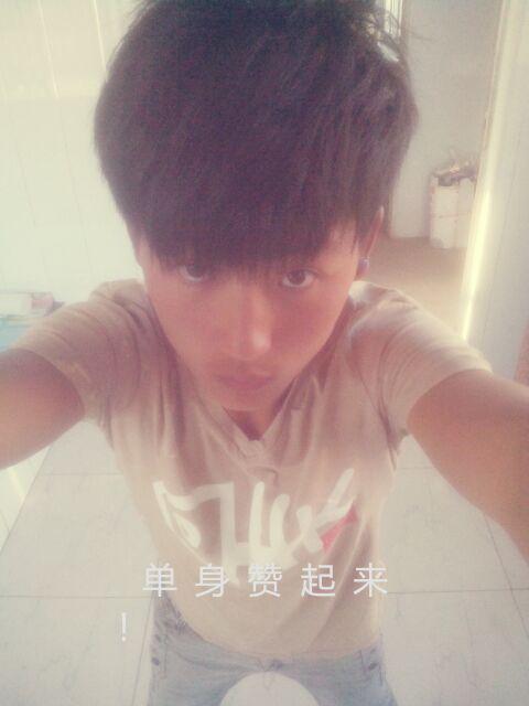 男游戏名字三个字搞笑,笑破肚皮！盘点那些让人捧腹大笑的男游戏名字(图3)