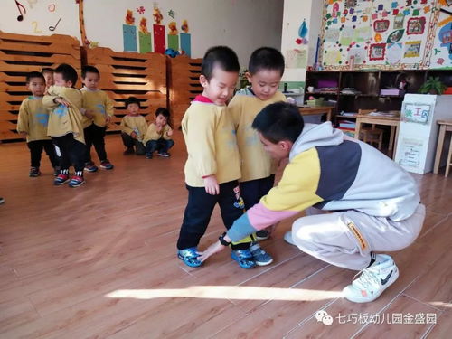 群体幼儿游戏,幼儿群体游戏中的互动与成长探索(图3)