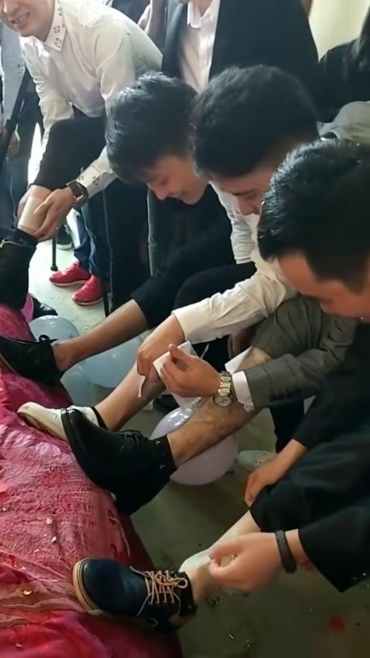 扯腿毛游戏,释放压力的趣味时光(图3) 扯腿毛游戏,释放压力的趣味时光(图3)