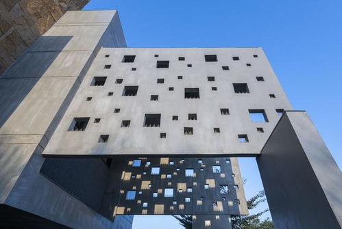 建筑光影游戏,探索建筑艺术中的光影游戏之美(图2) 建筑光影游戏,探索建筑艺术中的光影游戏之美(图2)