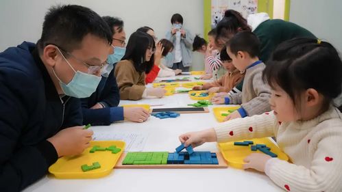 升班活动游戏,趣味游戏乐翻天(图2) 升班活动游戏,趣味游戏乐翻天(图2)