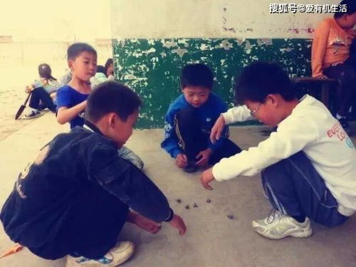 拉石子游戏,一场心理与技巧的较量(图1) 拉石子游戏,一场心理与技巧的较量(图1)