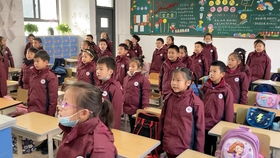国歌小游戏,国歌小游戏带你重温红色记忆(图3) 国歌小游戏,国歌小游戏带你重温红色记忆(图3)