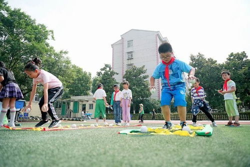 商场劳动游戏,锻炼团队协作(图1) 商场劳动游戏,锻炼团队协作(图1)