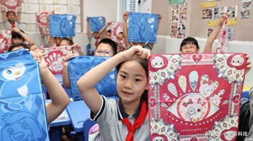 抛手绢游戏,传承童年的欢乐时光(图2) 抛手绢游戏,传承童年的欢乐时光(图2)