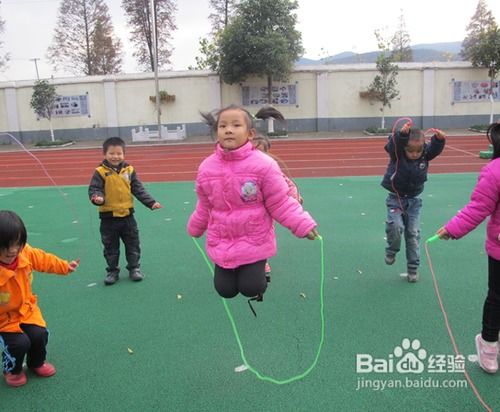 大班体育游戏投掷游戏,锻炼身心(图1) 大班体育游戏投掷游戏,锻炼身心(图1)