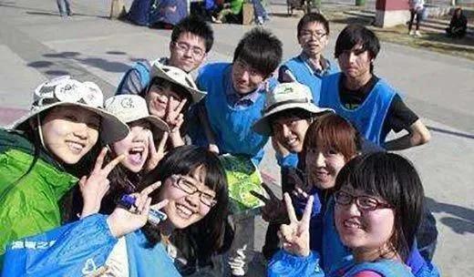 个案破冰游戏,开启心灵沟通之旅(图3) 个案破冰游戏,开启心灵沟通之旅(图3)