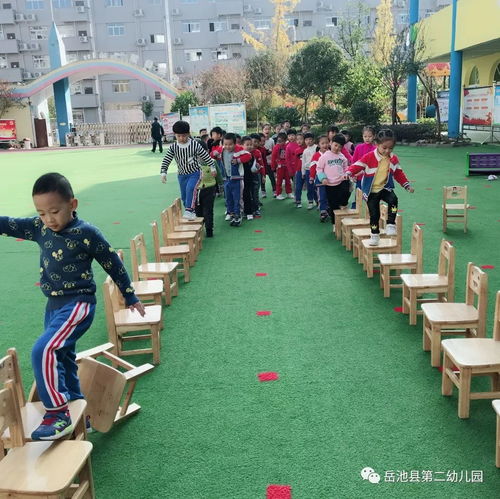 体育游戏板凳游戏,体育竞技场上的趣味互动挑战(图1) 体育游戏板凳游戏,体育竞技场上的趣味互动挑战(图1)