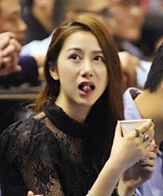 孙悦打游戏,游戏世界中的篮球传奇(图3) 孙悦打游戏,游戏世界中的篮球传奇(图3)