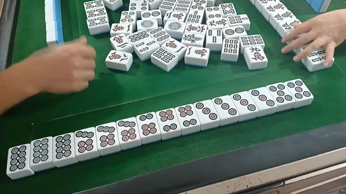 新年牌桌游戏,一场别开生面的棋牌盛宴(图2)