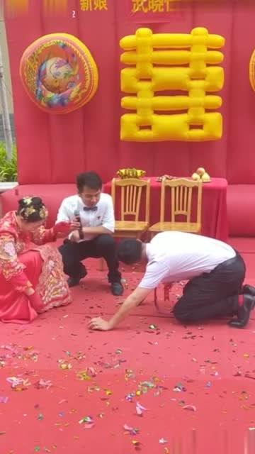 新郎游戏,一场欢乐与智慧并存的婚礼狂欢(图3) 新郎游戏,一场欢乐与智慧并存的婚礼狂欢(图3)