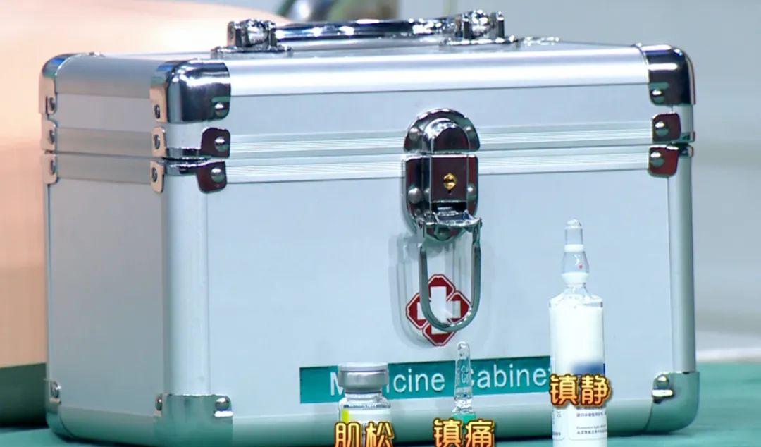 探寻失忆症猪猡机器的秘密，尝试恢复记忆的游戏动态