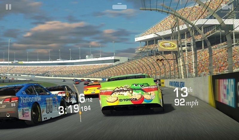 新款手机赛车游戏下载-全球顶级赛道，争夺荣耀手机赛车游戏的驾驶体验！
