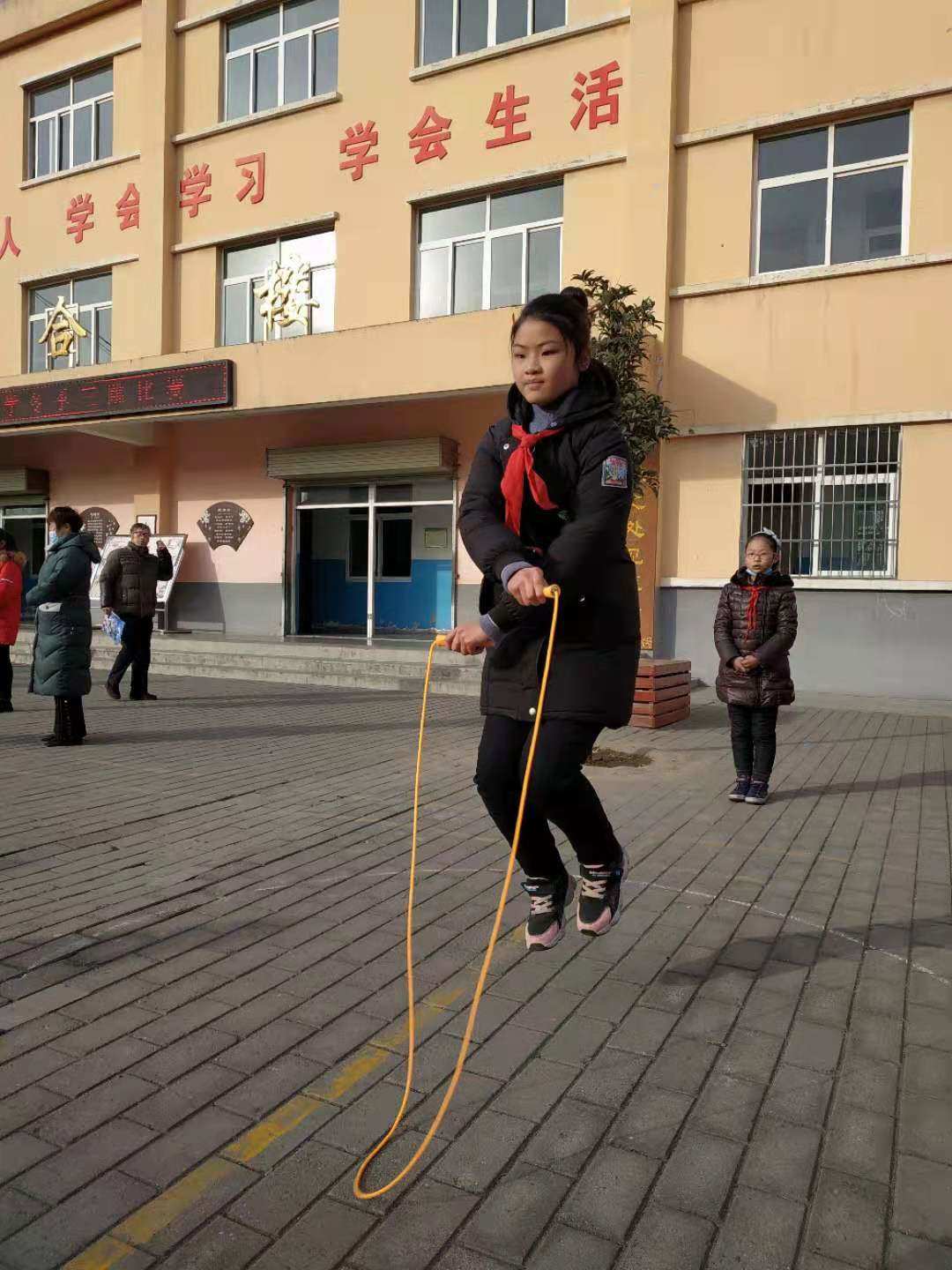2021年小学生放暑假通知_暑假表小学放生时间2023年_小学生放暑假时间表2023