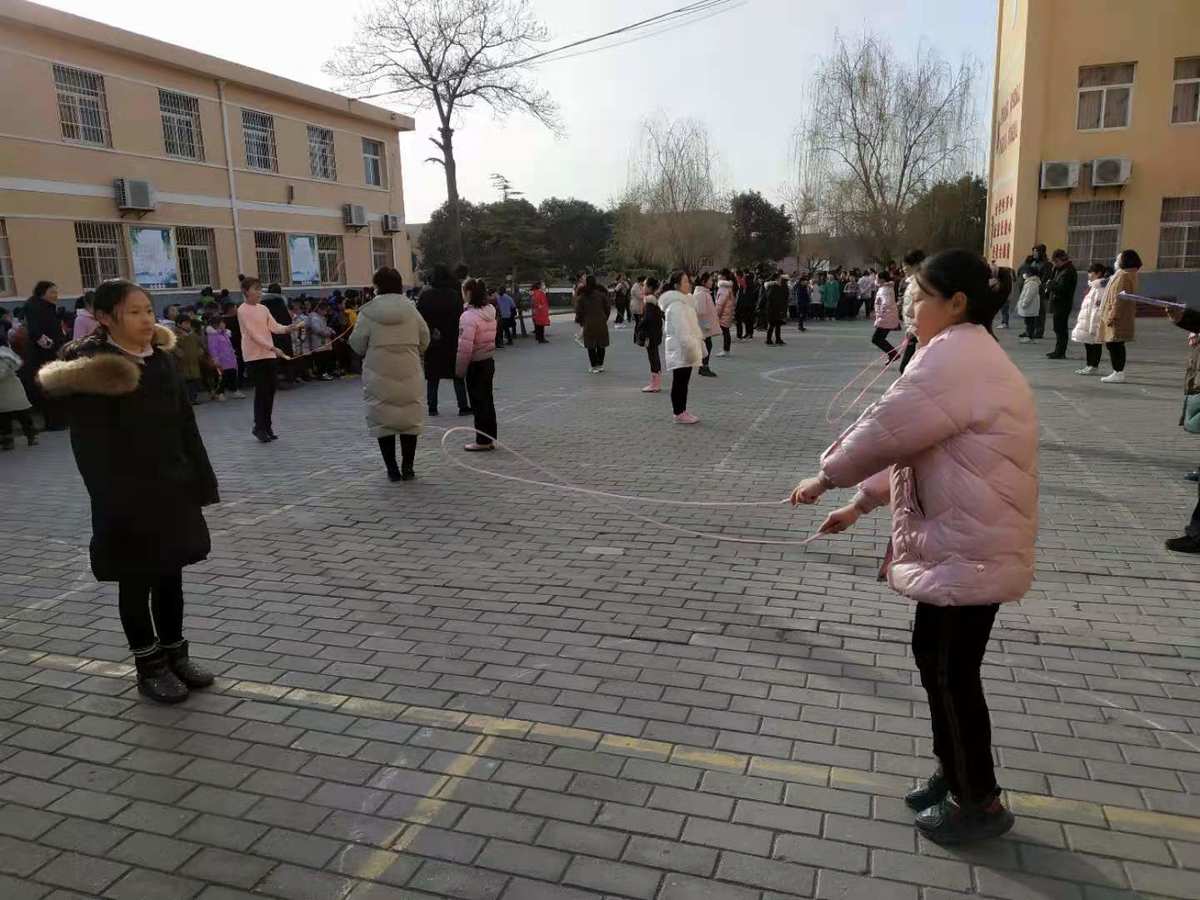 2021年小学生放暑假通知_小学生放暑假时间表2023_暑假表小学放生时间2023年