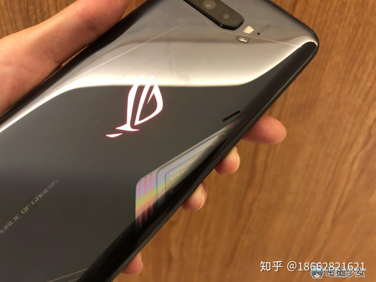 rog3游戏手机值得买吗_游戏手机rog3售价_rog3游戏手机型号是多少