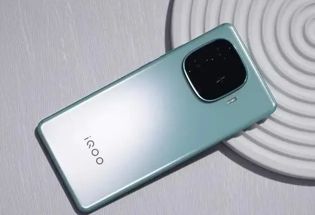 游戏手机1400元左右_1400的游戏手机_游戏手机1600-1700元