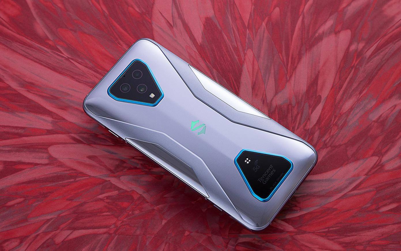 玩儿游戏用什么手机_玩游戏用的手机_玩游戏用的手机有几款啊
