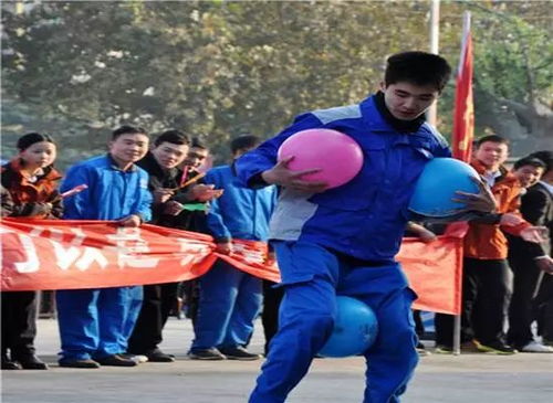 夹球跑步游戏,夹球跑步游戏——亲子互动与锻炼身体的双重享受(图1) 夹球跑步游戏,夹球跑步游戏——亲子互动与锻炼身体的双重享受(图1)