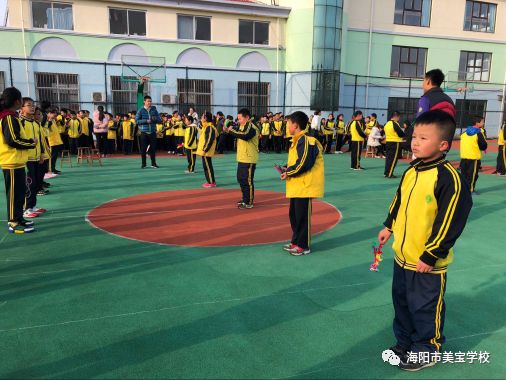 学校现场游戏,校园现场游戏打造快乐学习新体验”(图1)