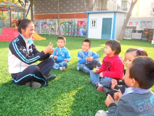 玩幼儿游戏,快乐成长的学习之旅(图1)