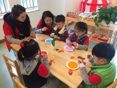 教师早晨游戏,幼儿园早晨趣味活动新篇章”(图2) 教师早晨游戏,幼儿园早晨趣味活动新篇章”(图2)