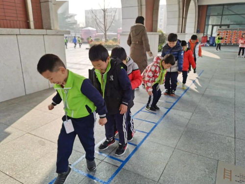 游戏跳十字,游戏开发与后台服务解析(图2) 游戏跳十字,游戏开发与后台服务解析(图2)