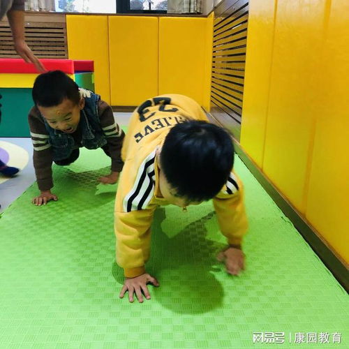 小感统游戏,培养孩子全面发展的小技巧(图2) 小感统游戏,培养孩子全面发展的小技巧(图2)