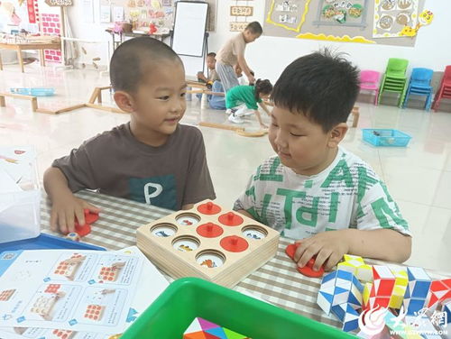 小班区域游戏游戏,探索与成长的快乐乐园(图3) 小班区域游戏游戏,探索与成长的快乐乐园(图3)