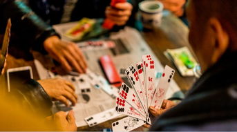 街边赌博游戏,揭秘现实中的“陷阱”与“诱惑”(图2) 街边赌博游戏,揭秘现实中的“陷阱”与“诱惑”(图2)