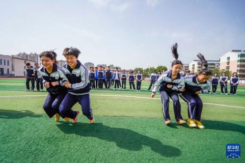 学生操场游戏活动,学生操场游戏活动掠影”(图3) 学生操场游戏活动,学生操场游戏活动掠影”(图3)