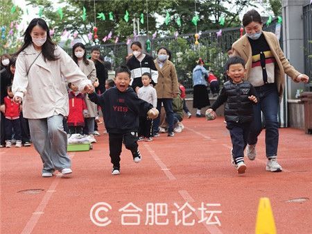 家长开放亲子游戏,家长开放日游戏盛宴(图3) 家长开放亲子游戏,家长开放日游戏盛宴(图3)